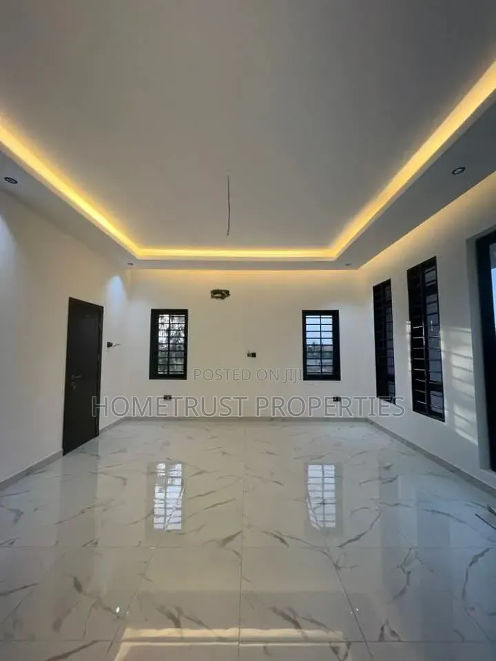 3bdrm Duplex in East Legon Hills, Police Station for sale in Police Station