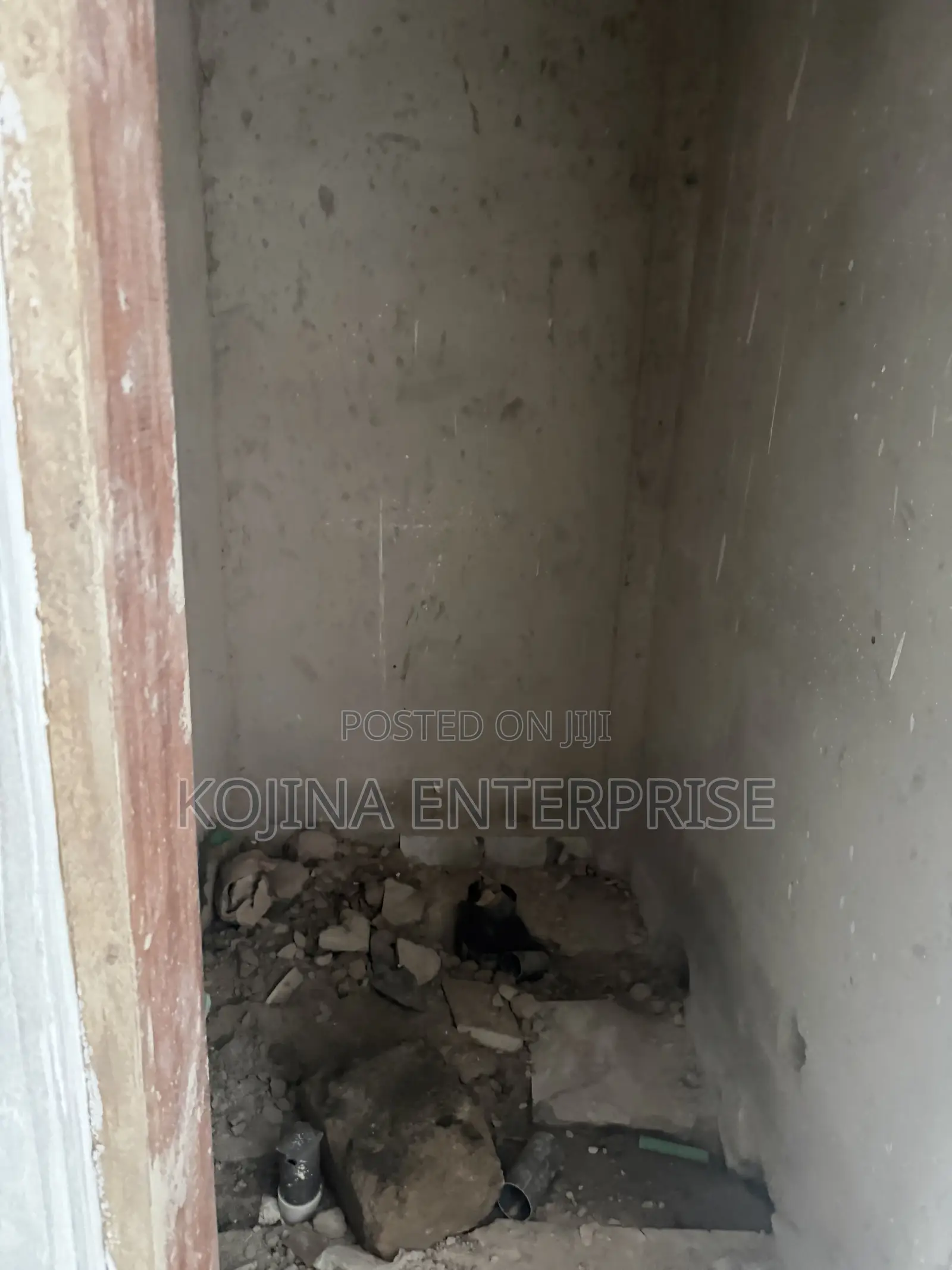 Prime Double Shop Space for Rent – Patasi in Kumasi Metropolitan