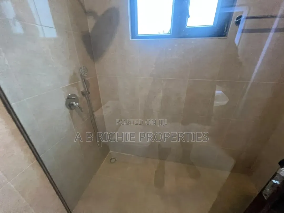 3bdrm House in Ab Richie Properties, Airport Residential Area for sale in Airport Residential Area