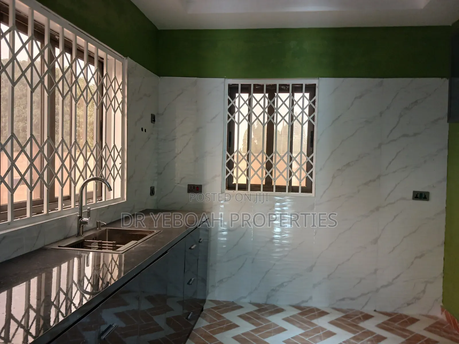 2bdrm Apartment in Spintex Palace Mall, Baatsona Total for rent in Baatsona Total