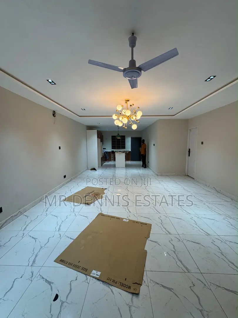 3bdrm House in Tuba Krokrobite Road, Weija for sale in Weija