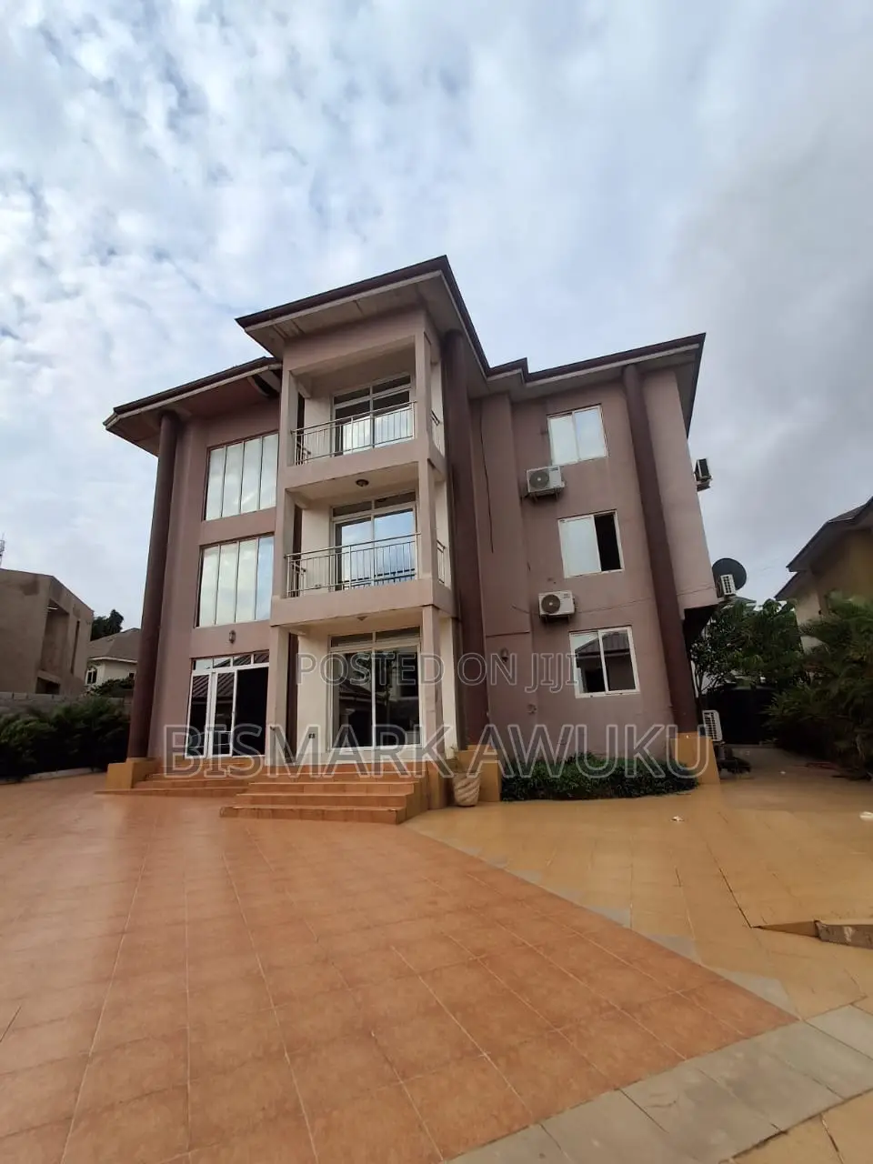 Furnished 2bdrm Apartment in East Legon for rent in East Legon