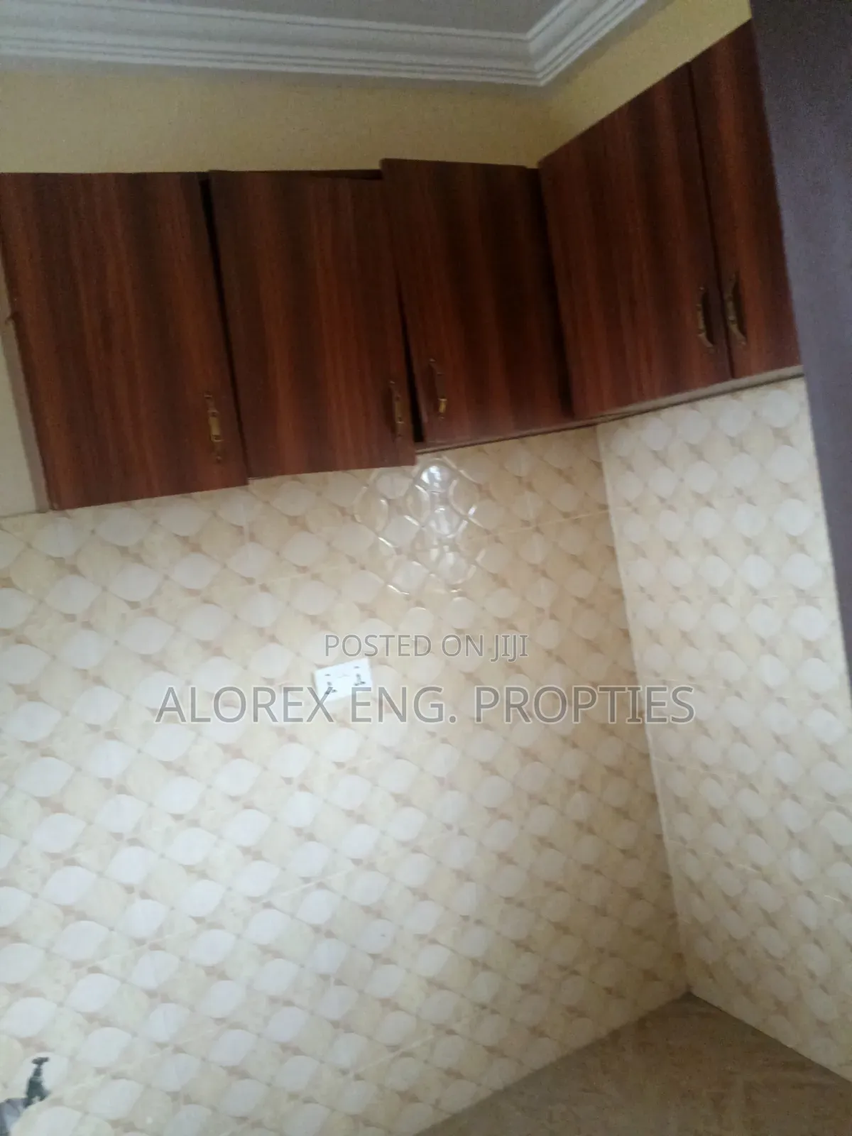 2bdrm Apartment in Adenta Amanfro, Frafraha for rent in Frafraha