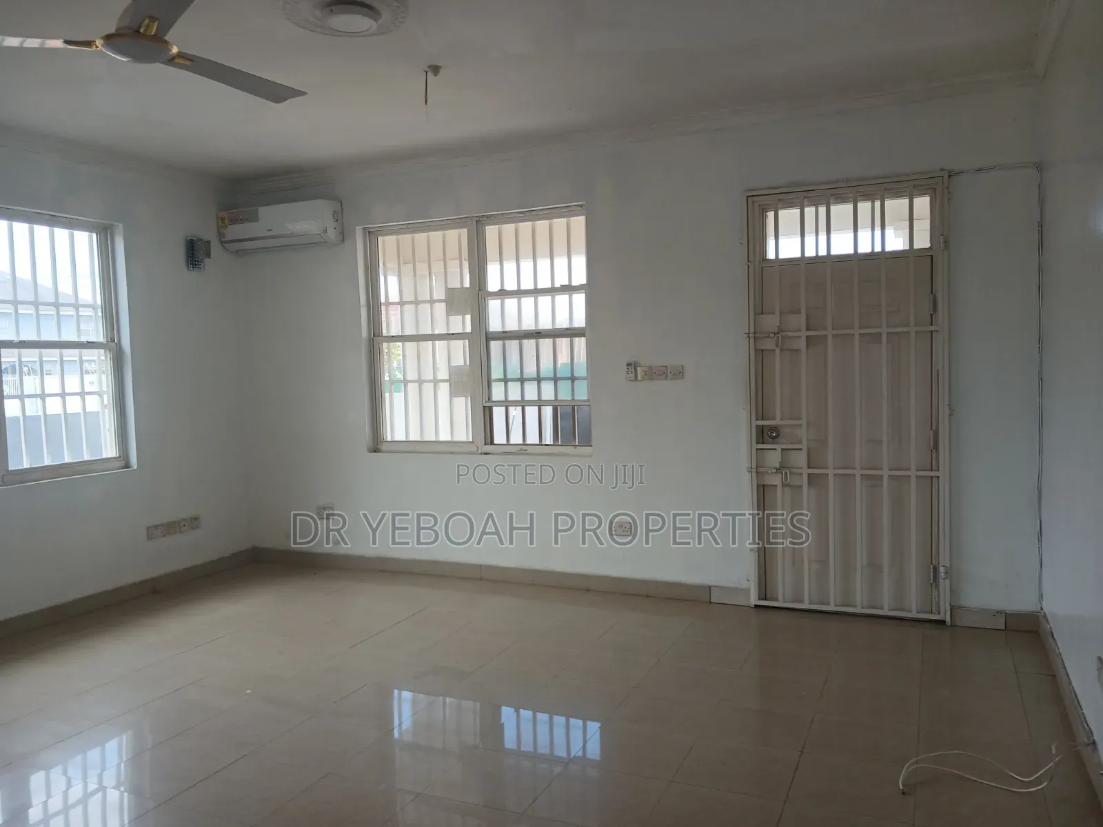 3bdrm Duplex in Spintex Manet :- 3, Papaye for rent in Papaye