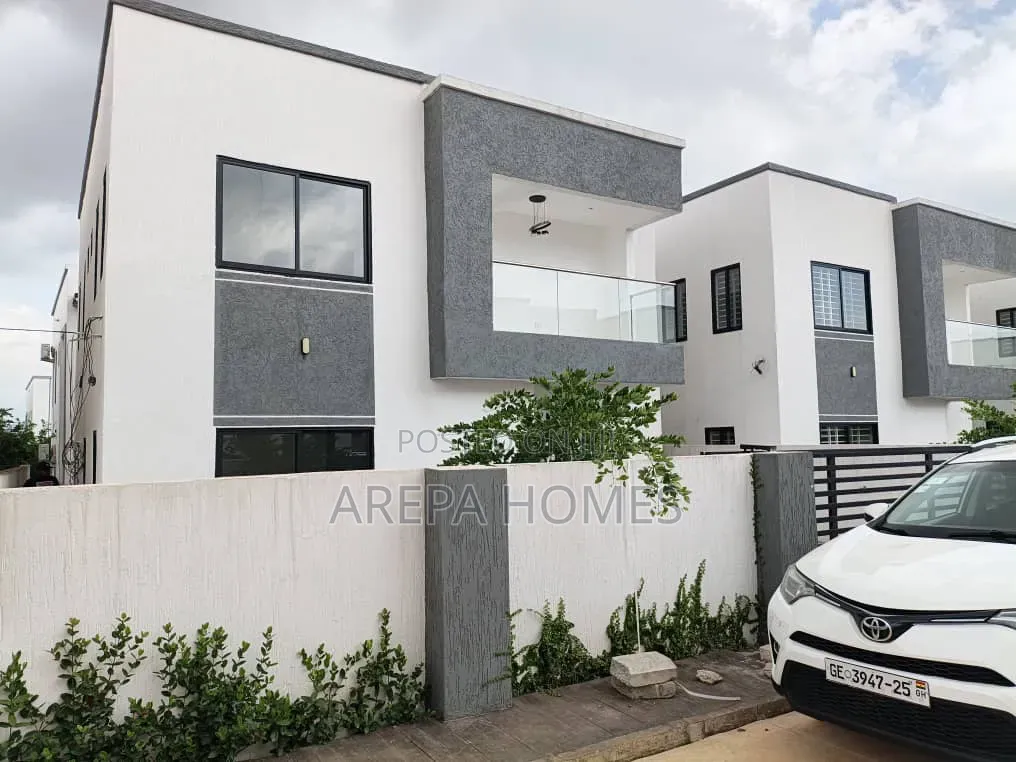 4bdrm Townhouse / Terrace in Arepa Homes, Ghana Flag for rent in Ghana Flag
