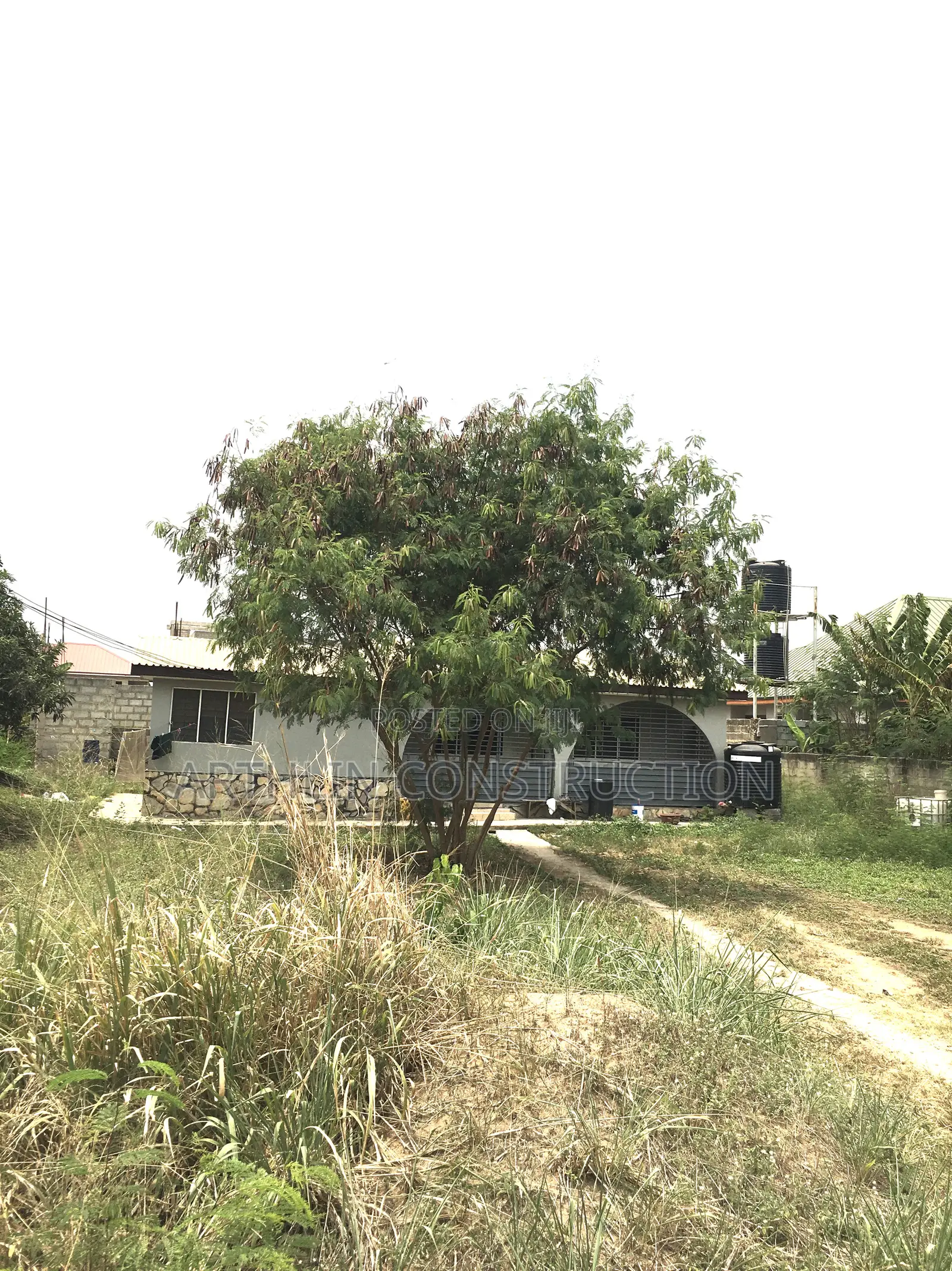 14bdrm Villa in New Legon for sale in New Legon