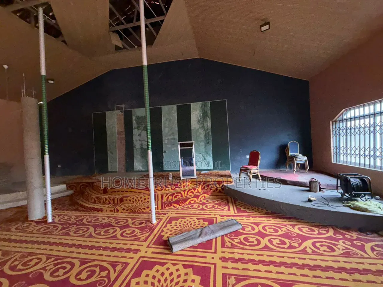 Church or Warehouse for Sale at Ablekuma Olebu in Olebu