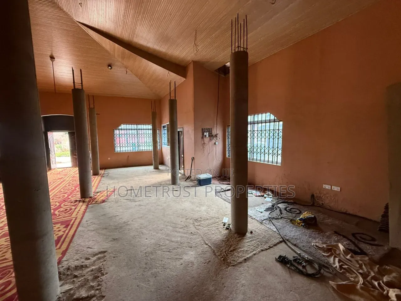 Church or Warehouse for Sale at Ablekuma Olebu in Olebu