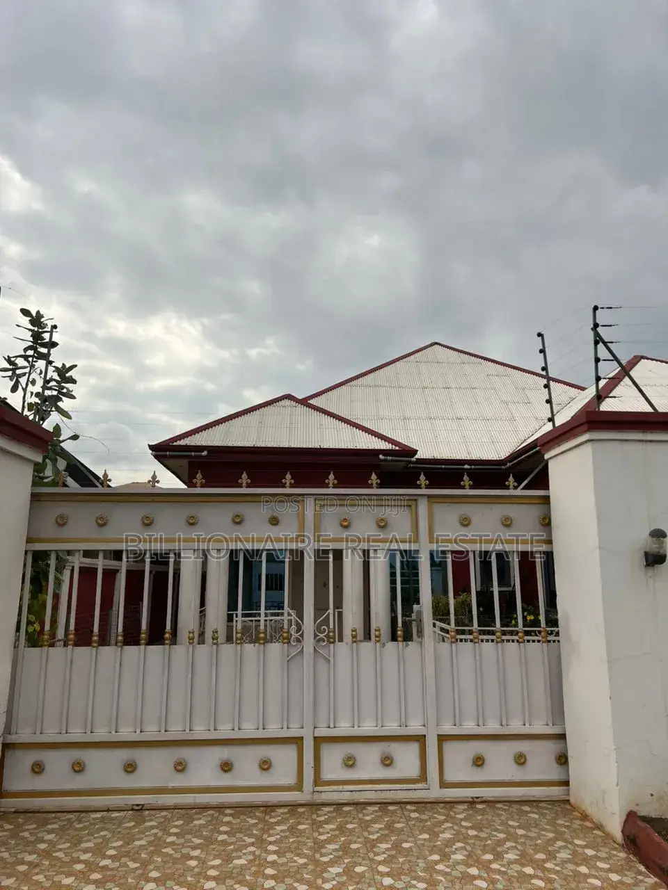 4bdrm House in Santasi Kokoben, Kumasi Metropolitan for sale in Kumasi Metropolitan