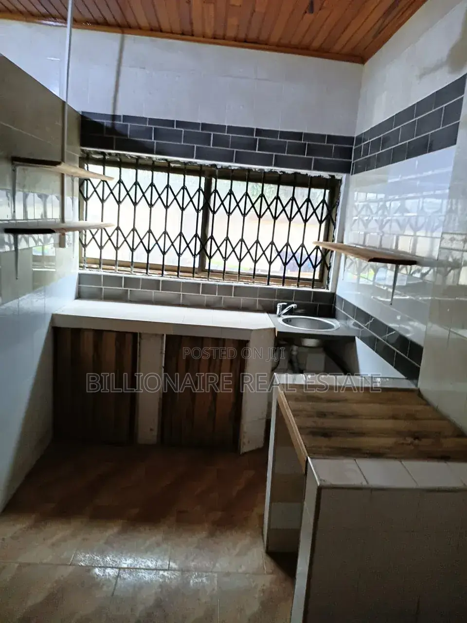 1bdrm Apartment in Atonsu Kuwait 1 Year, Kumasi Metropolitan for rent in Kumasi Metropolitan