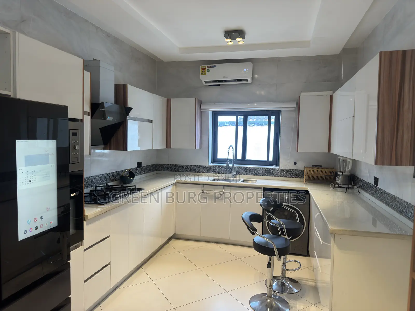 Furnished 4bdrm House in East Legon for rent in East Legon