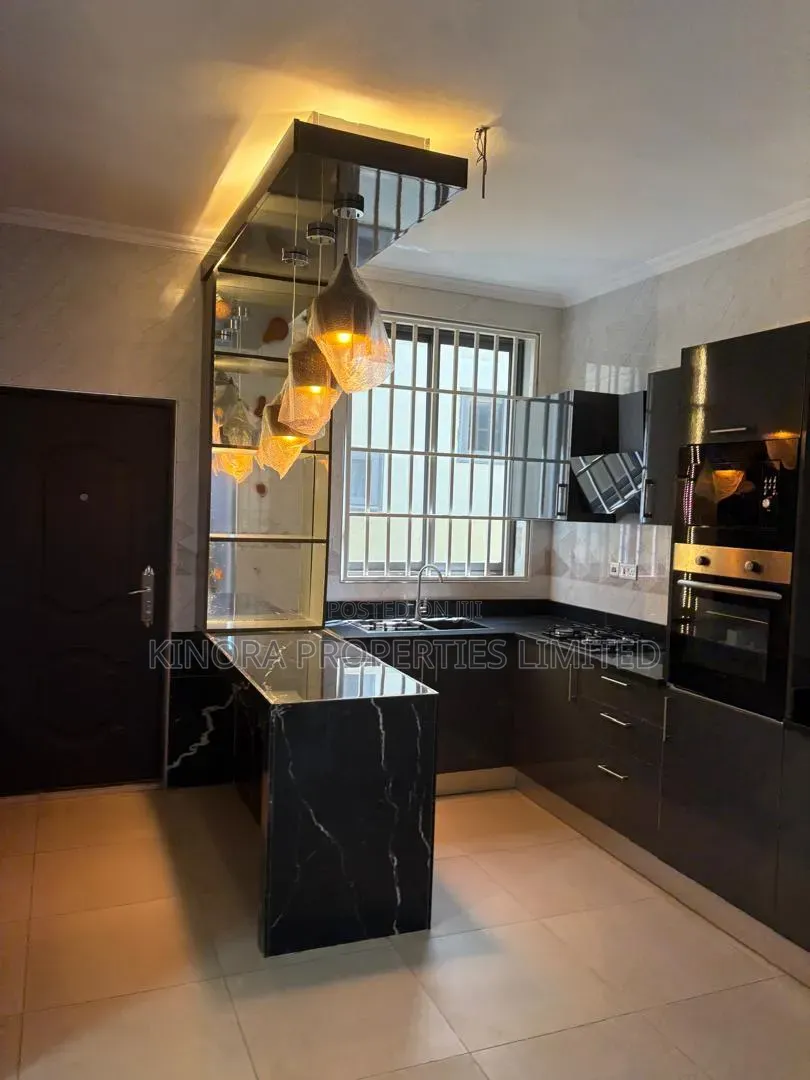 4bdrm Duplex in Tema West- Community, Accra Metropolitan for sale in Accra Metropolitan