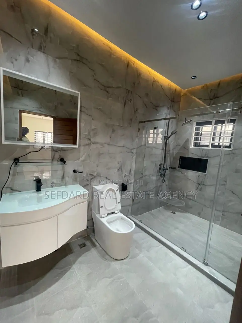 3bdrm Bungalow in Sefdard Properties, Oyarifa for sale in Oyarifa