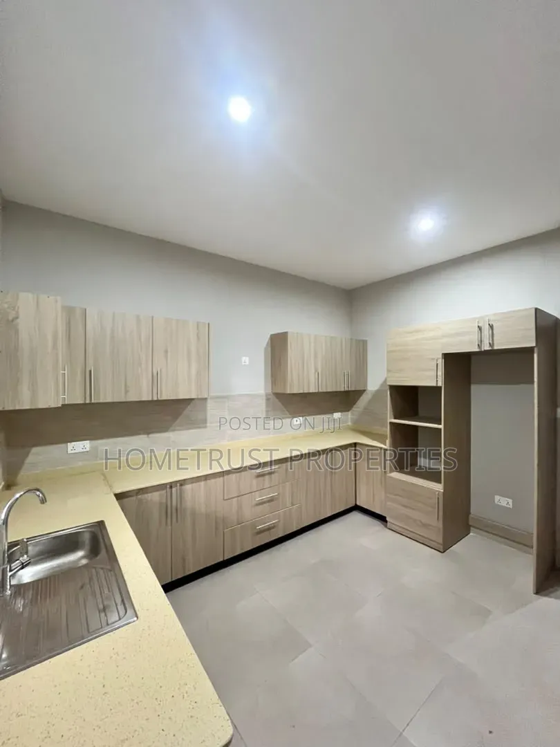 2bdrm House in Oyarifa Ayimensah, Pentecost for sale in Pentecost