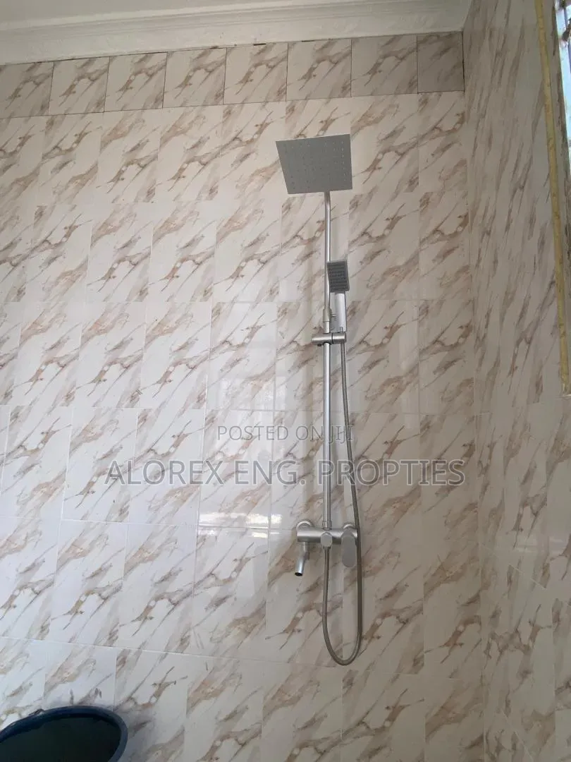 2bdrm Apartment in Amanfro, Castle Gate, Frafraha for rent in Frafraha