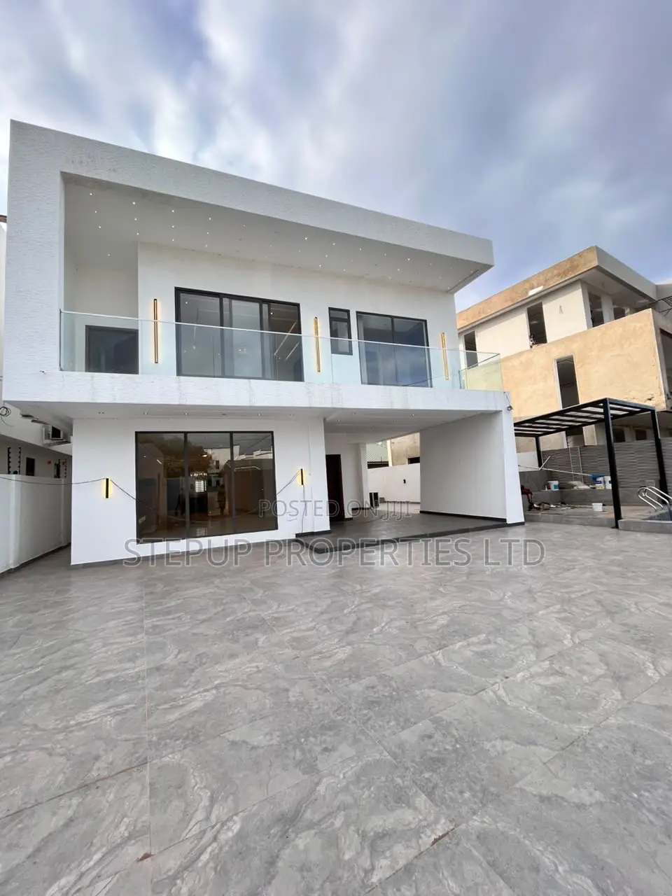 4bdrm House in East Legon, Adjiriganor for sale in Adjiriganor