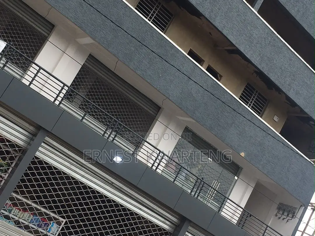 Shops for Rent in Sowutwuom