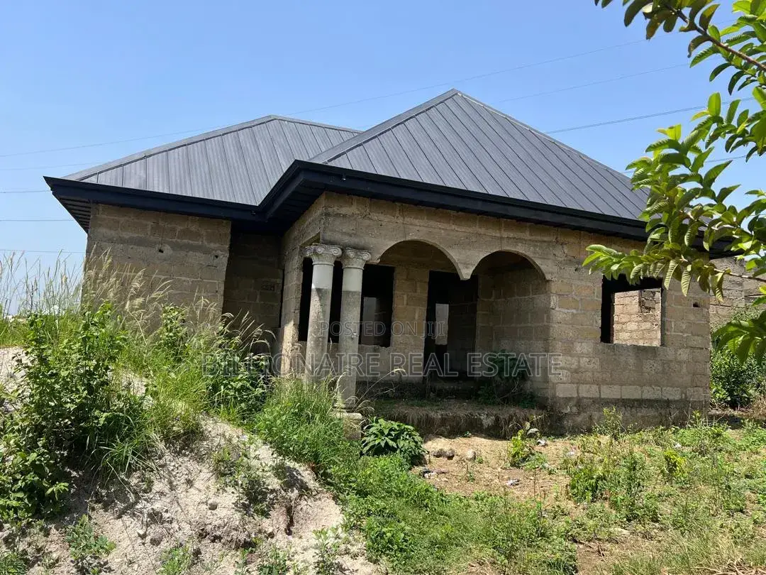 3bdrm House in Mamponten, Kumasi Metropolitan for sale in Kumasi Metropolitan