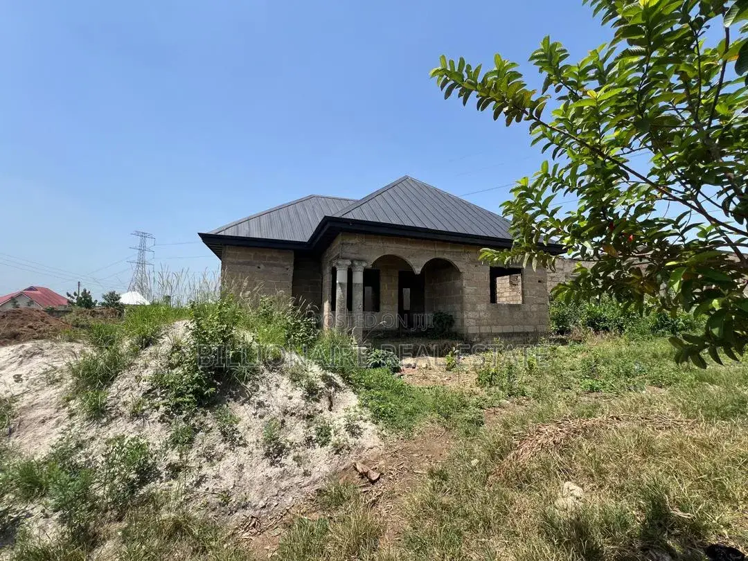 3bdrm House in Mamponten, Kumasi Metropolitan for sale in Kumasi Metropolitan