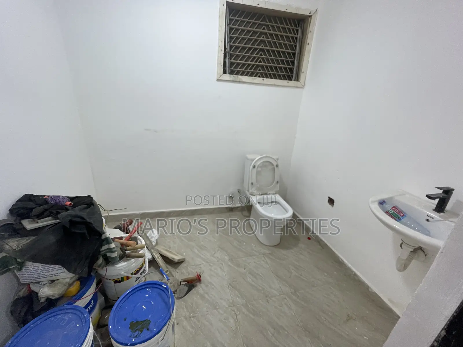Shop for Rent in East Legon