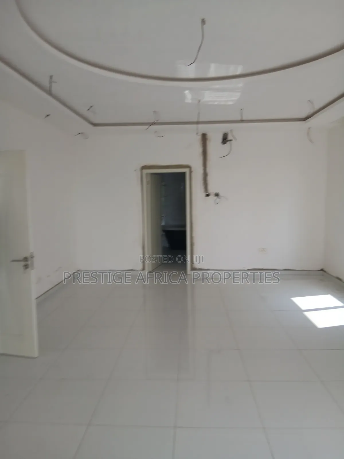 5bdrm Apartment in Accra Metropolitan for sale in Accra Metropolitan