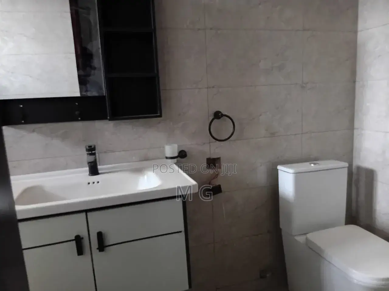 2bdrm Apartment in C25, Community 25 for rent in Community 25