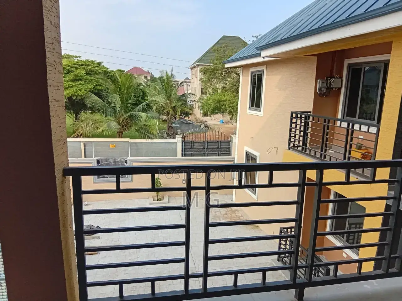 1bdrm Apartment in C25, Community 25 for rent in Community 25