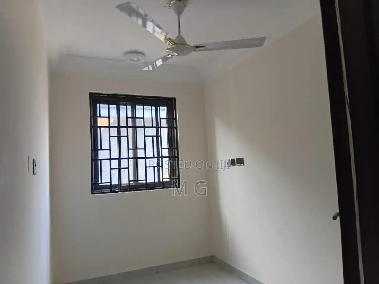 1bdrm Apartment in C25, Community 25 for rent in Community 25