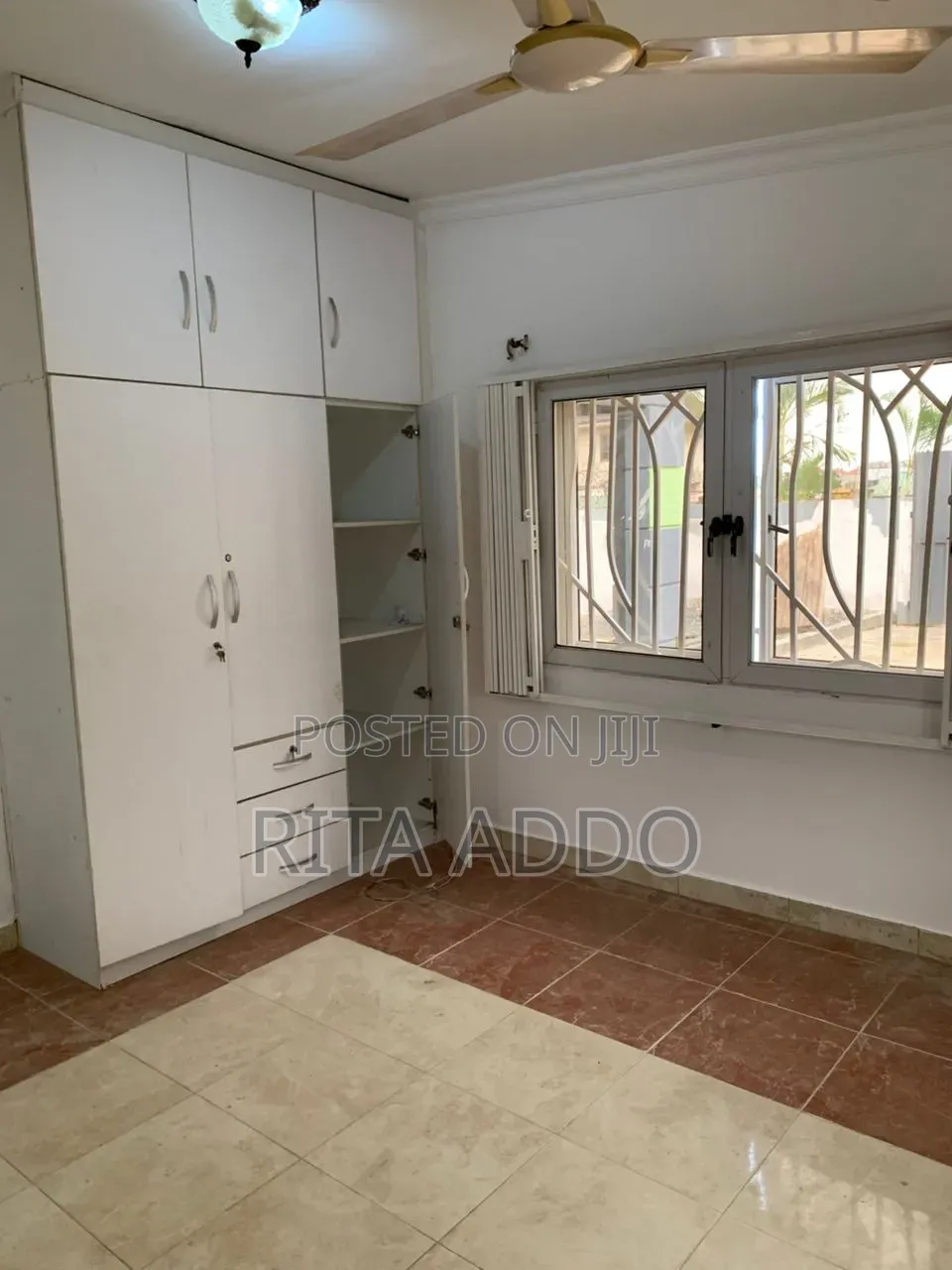 3bdrm House in Lakeside for rent in Lake Side Estate