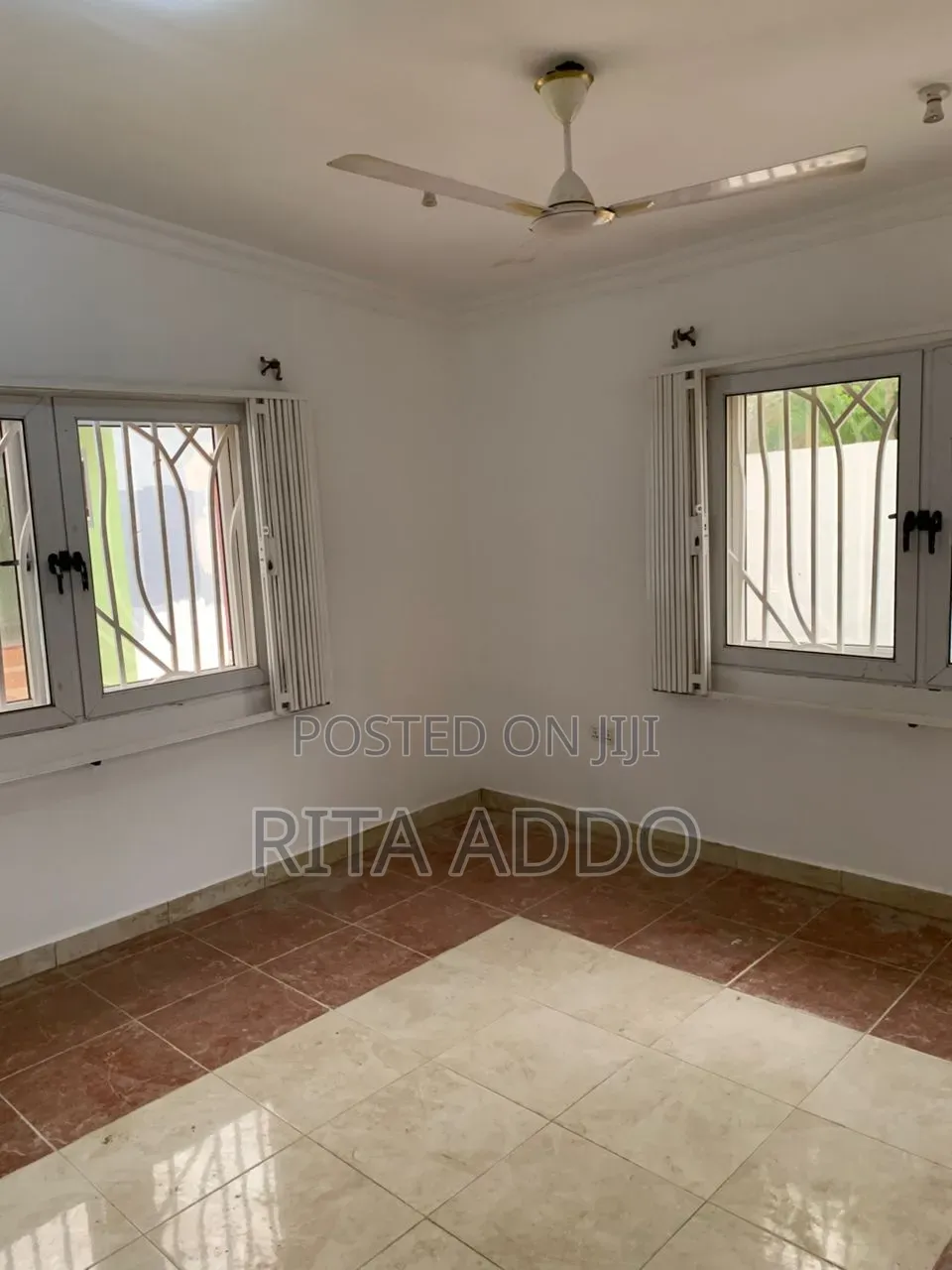 3bdrm House in Lakeside for rent in Lake Side Estate