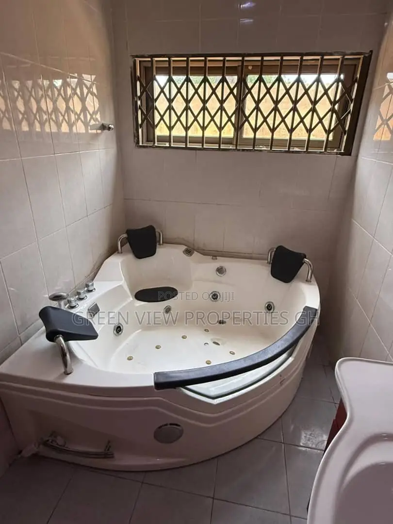 3bdrm House in Taifa-Burkina for rent in Taifa-Burkina