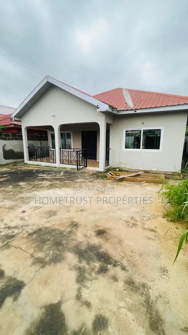 4bdrm House in Pokuase Acp for rent in Pokuase