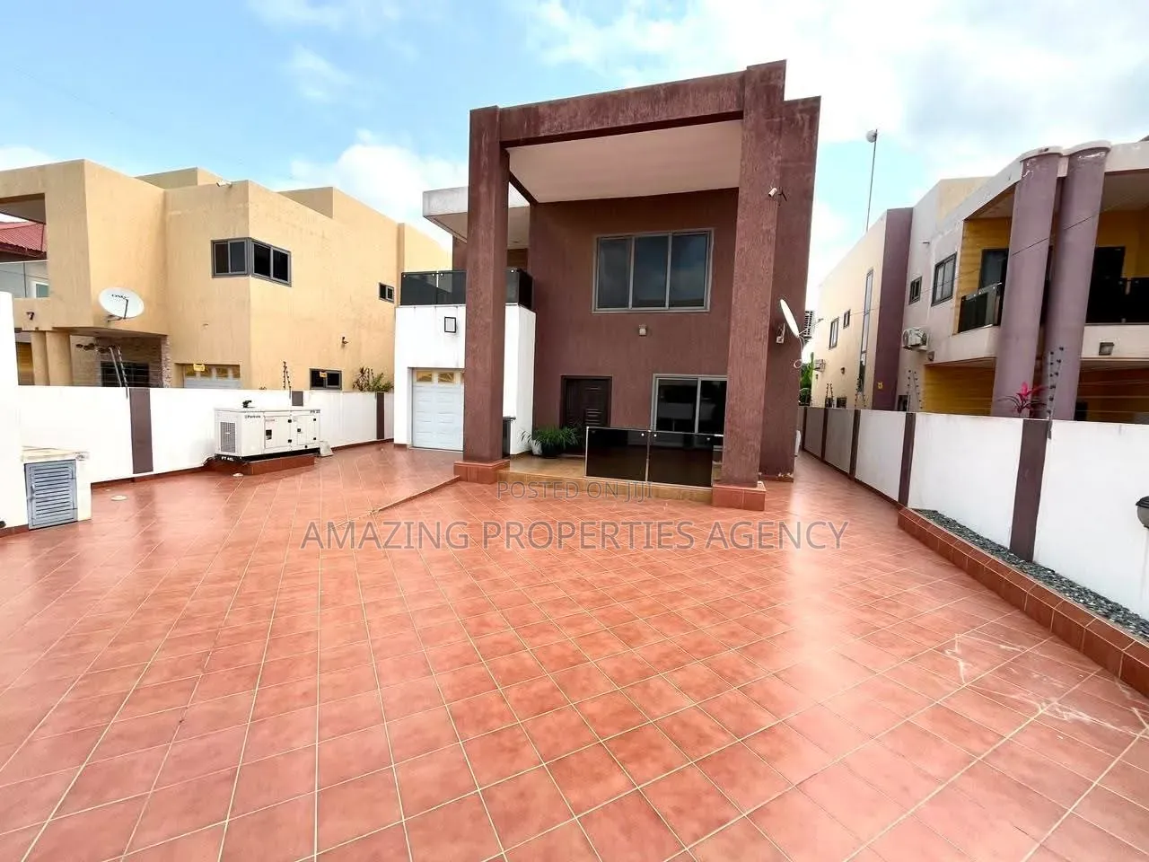 4bdrm House in East Legon, American House for rent in American House