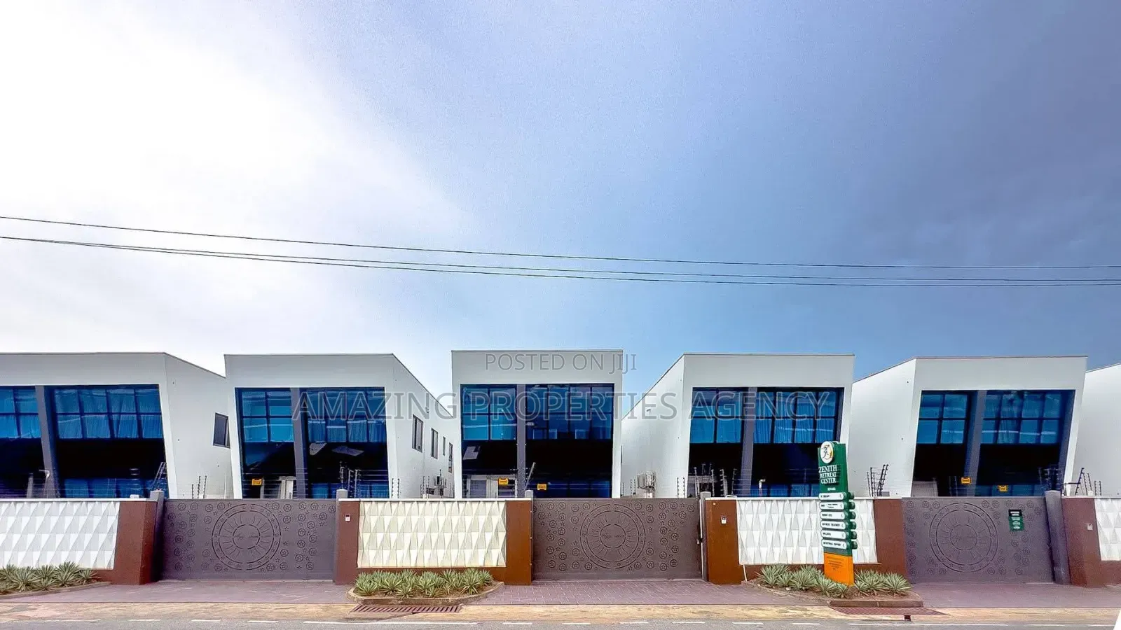 4bdrm House in East Legon, American House for rent in American House