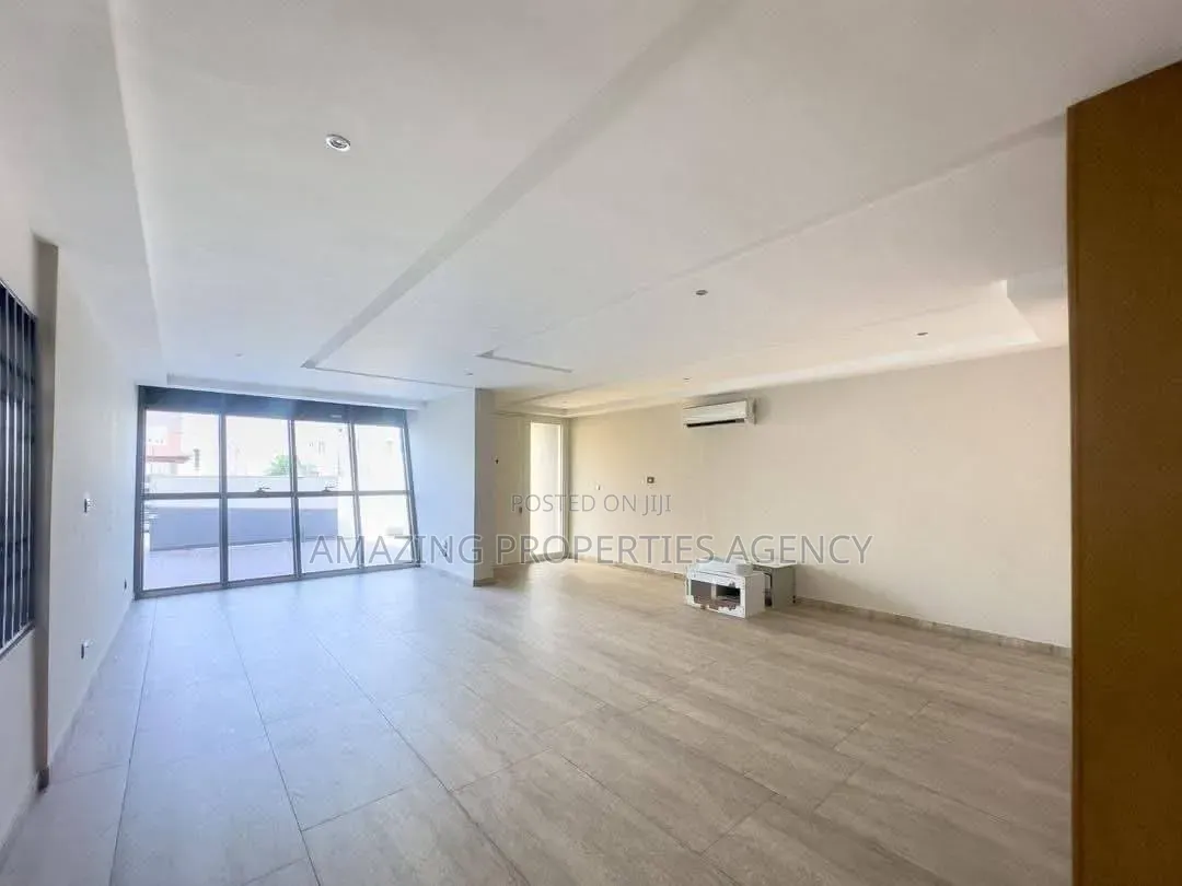 4bdrm House in East Legon, American House for rent in American House