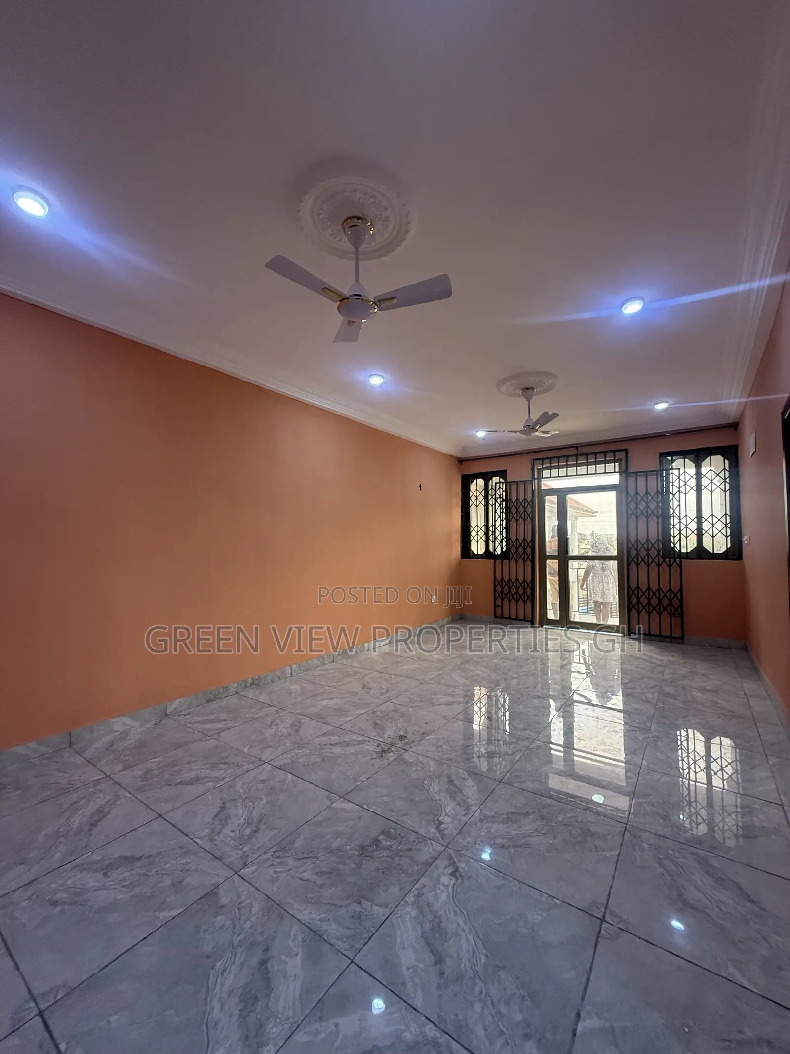 2bdrm Apartment in West Hills Mall Area for rent in West Hills Mall Area
