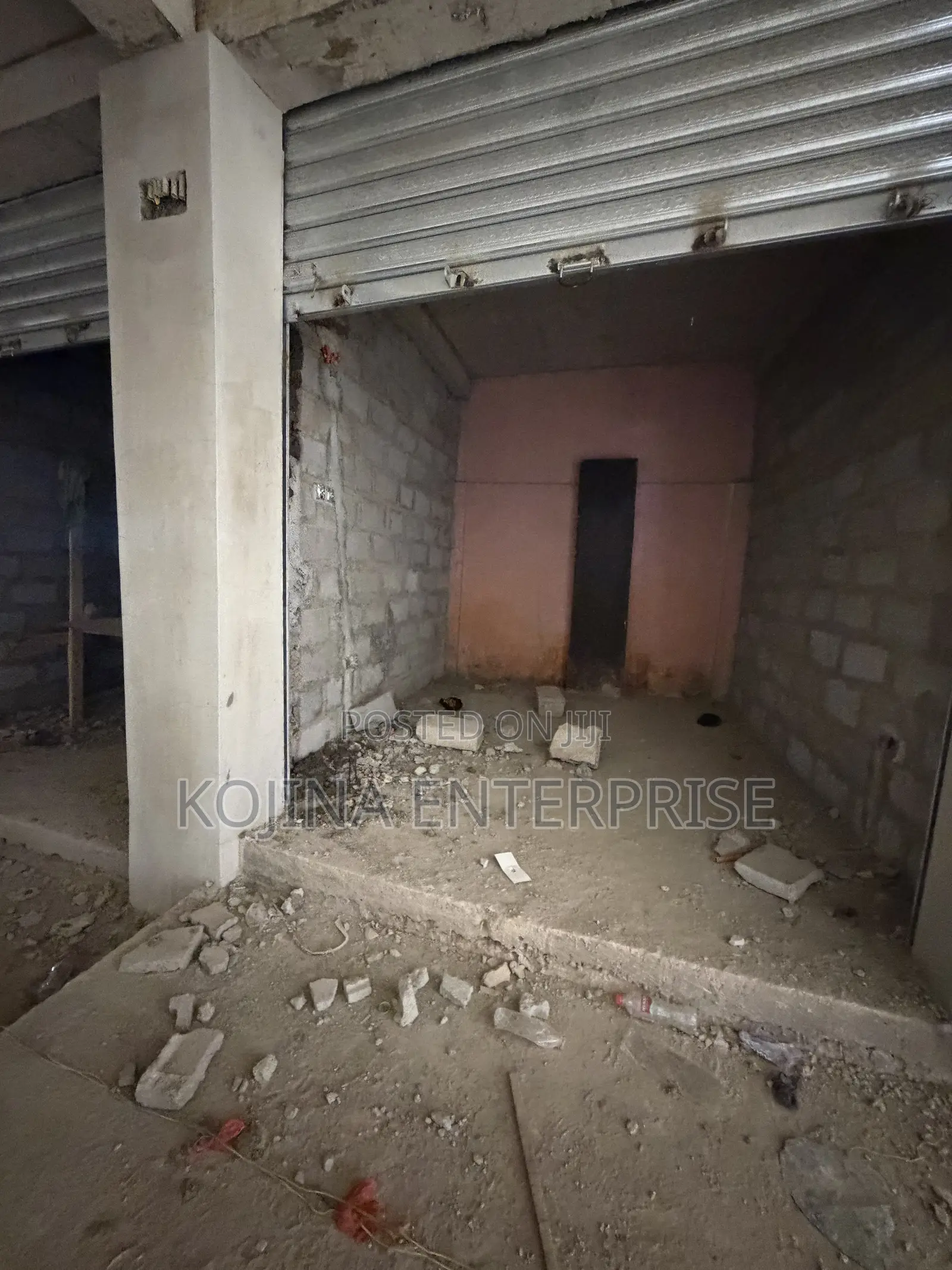 Prime Commercial Shop for Rent – Adum in Kumasi Metropolitan