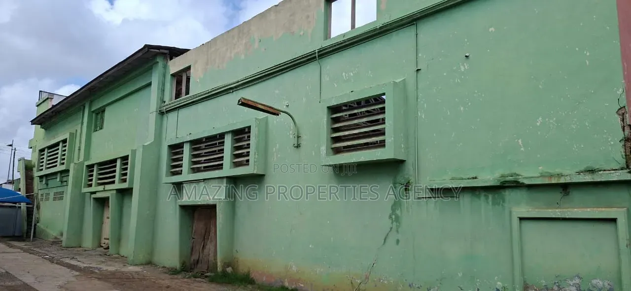 31⁄2 Plots of Roadside Land for Sale. Location; Circle, Formal Orion in Odo Rice Area