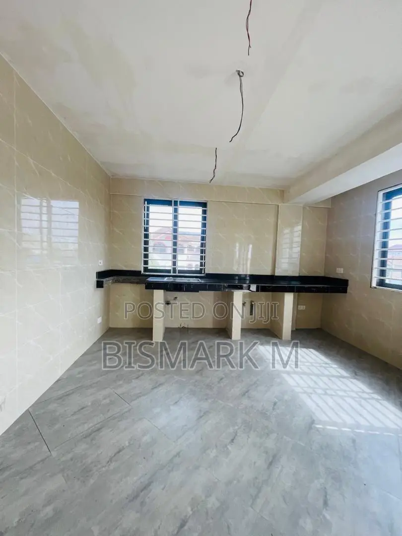 2bdrm Apartment in Botwe School for rent in Ashaley Botwe
