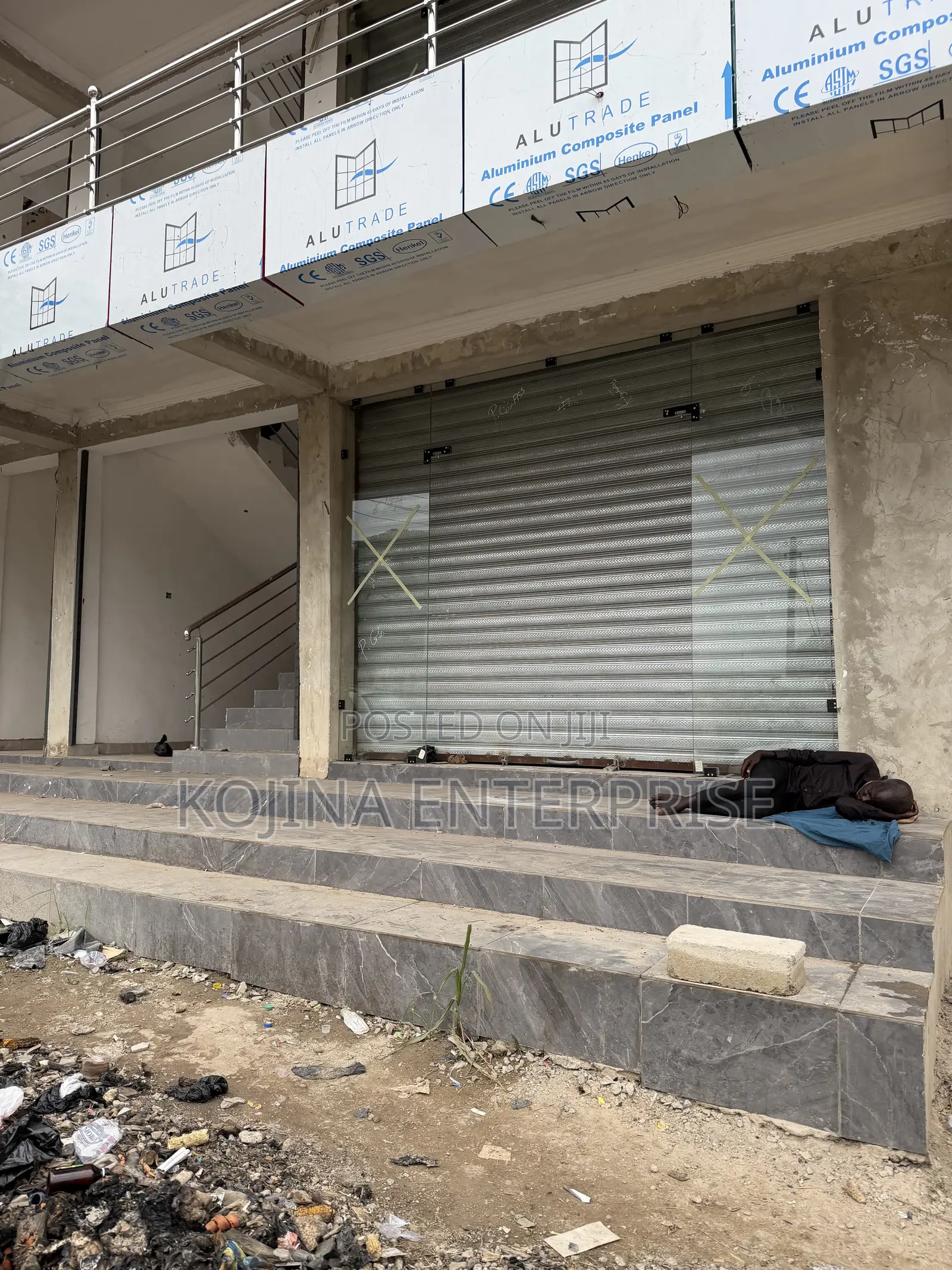  Prime Commercial Shop Space for Rent – Bantama | First Floor | 20 M2 in Kumasi Metropolitan