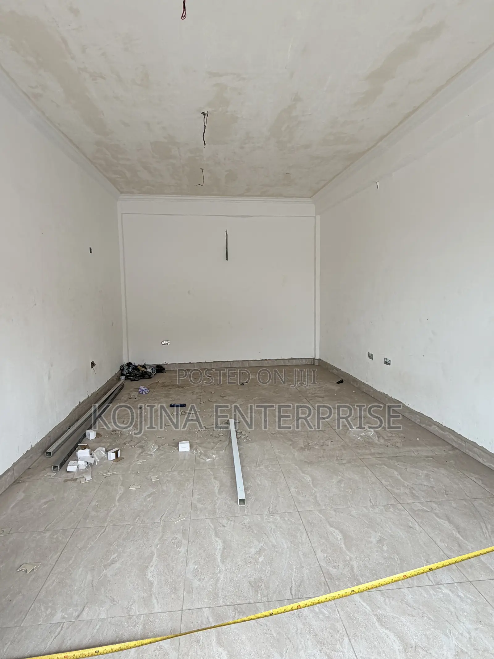  Prime Commercial Shop Space for Rent – Bantama | First Floor | 20 M2 in Kumasi Metropolitan