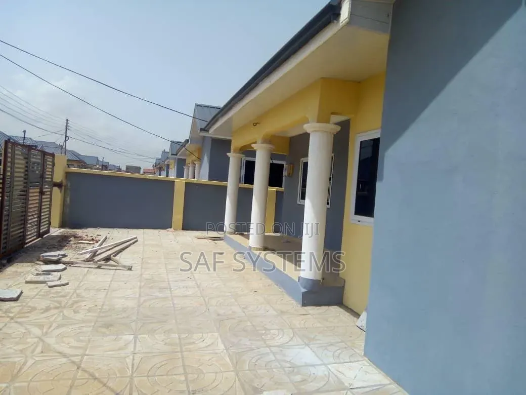 2bdrm House in Adom Estate, Community 25 for rent in Community 25