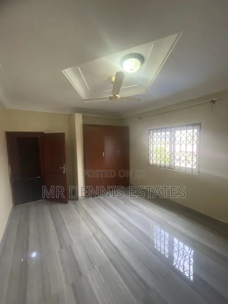 3bdrm Apartment in Westhills Mall for rent in West Hills Mall Area