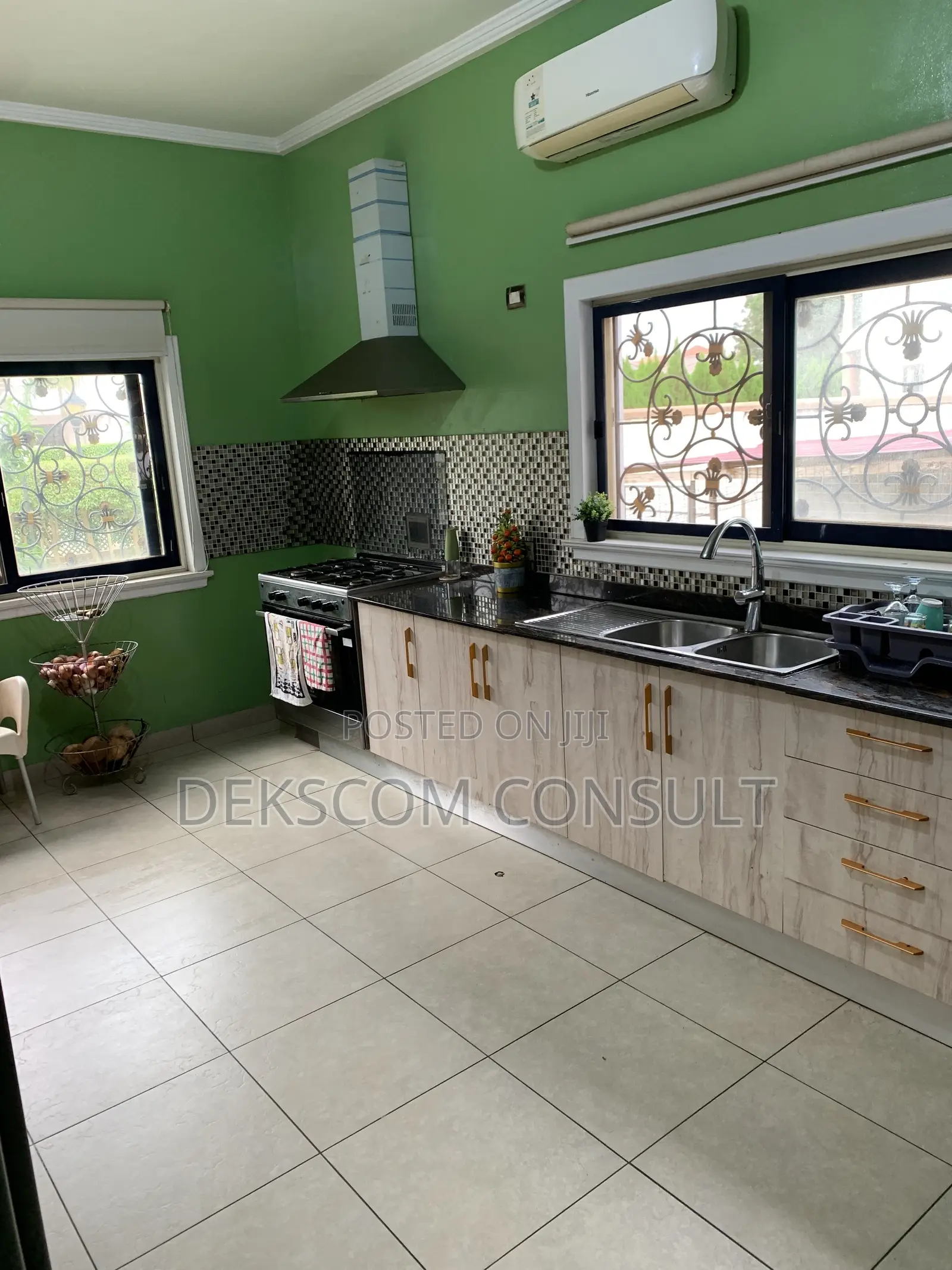 4bdrm House in Oyarifa for sale in Oyarifa
