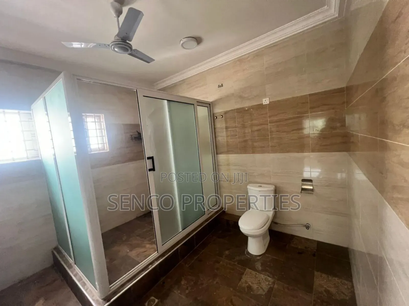 5bdrm House in Adenta for rent in Adenta