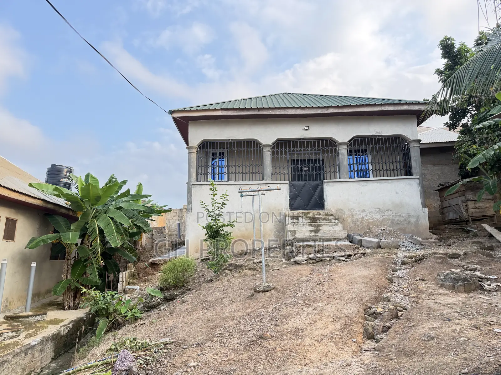 2bdrm House in Sokoban Ampayoo, Kumasi Metropolitan for sale in Kumasi Metropolitan