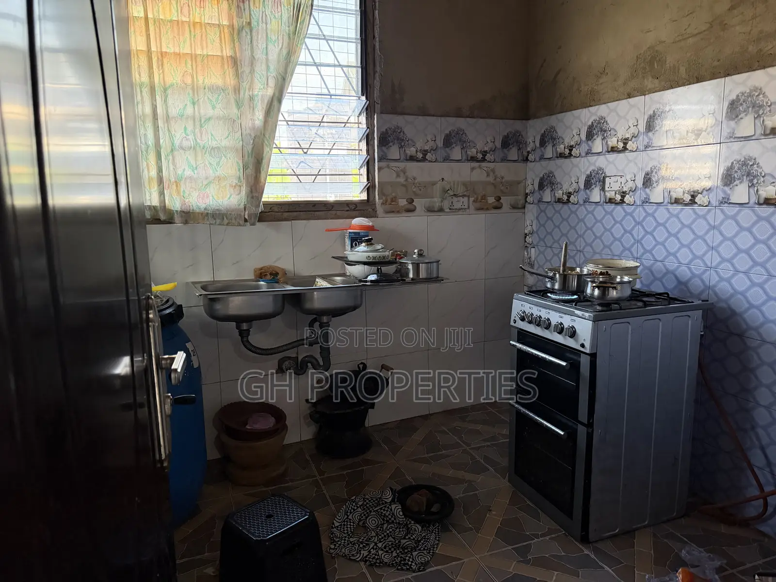 2bdrm House in Sokoban Ampayoo, Kumasi Metropolitan for sale in Kumasi Metropolitan