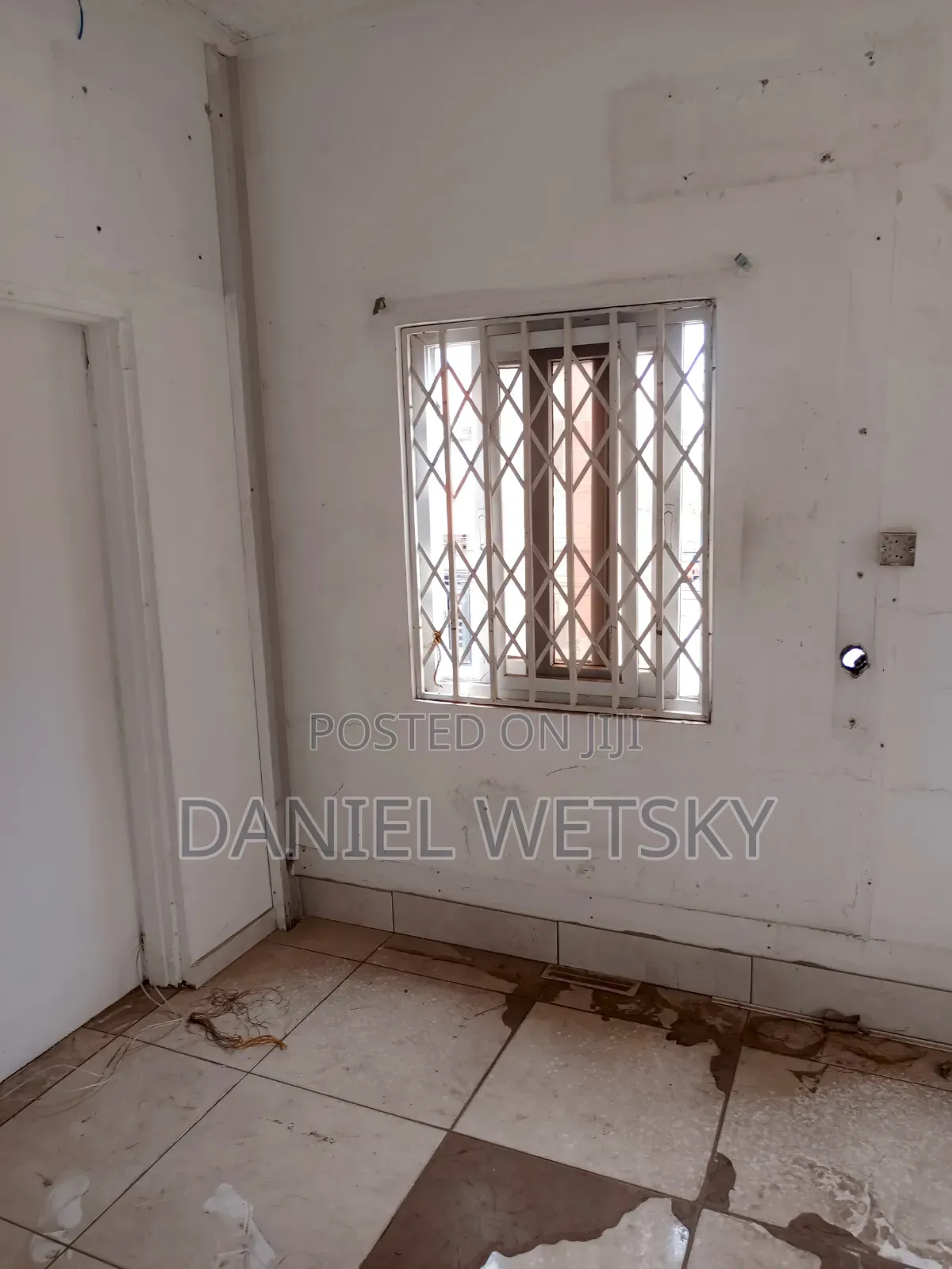 A 10 Rooms Storey Building Office Is for Rent at Accra Tudu, in Accra Metropolitan
