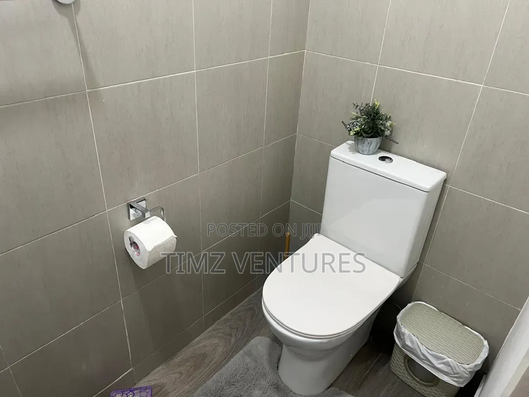 Furnished 2bdrm Townhouse / Terrace in Delali Court, Trade Fair in Trade Fair