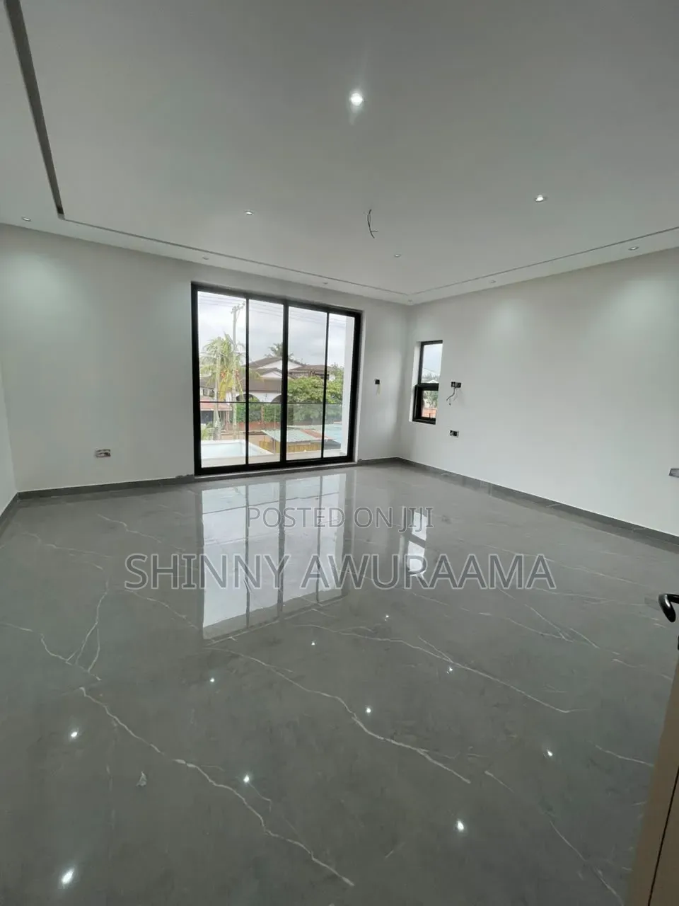 3bdrm House in Ashaley Botwe, School Junction for sale in School Junction